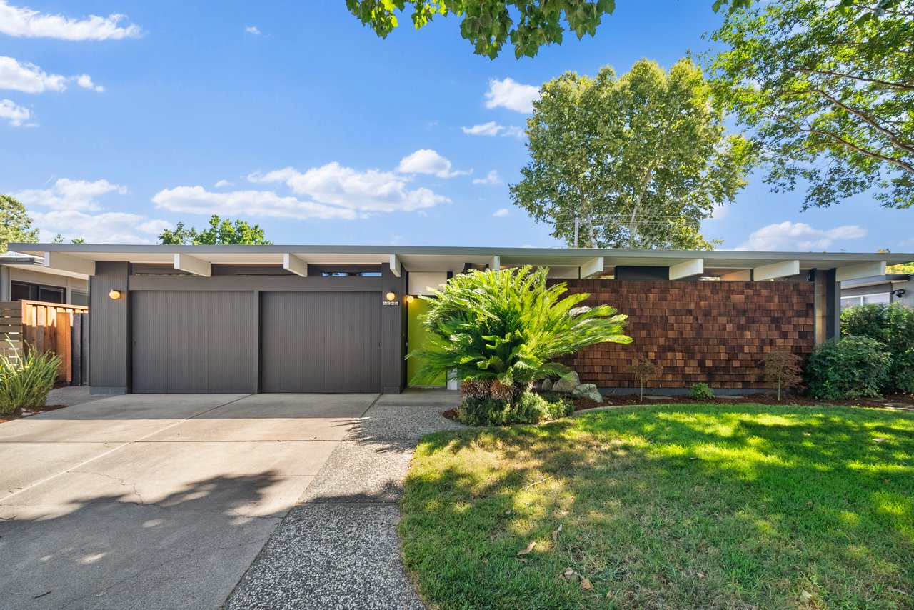 2326 Fairglen Drive