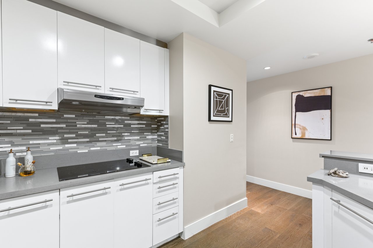 2700 Las Vegas Boulevard 2303