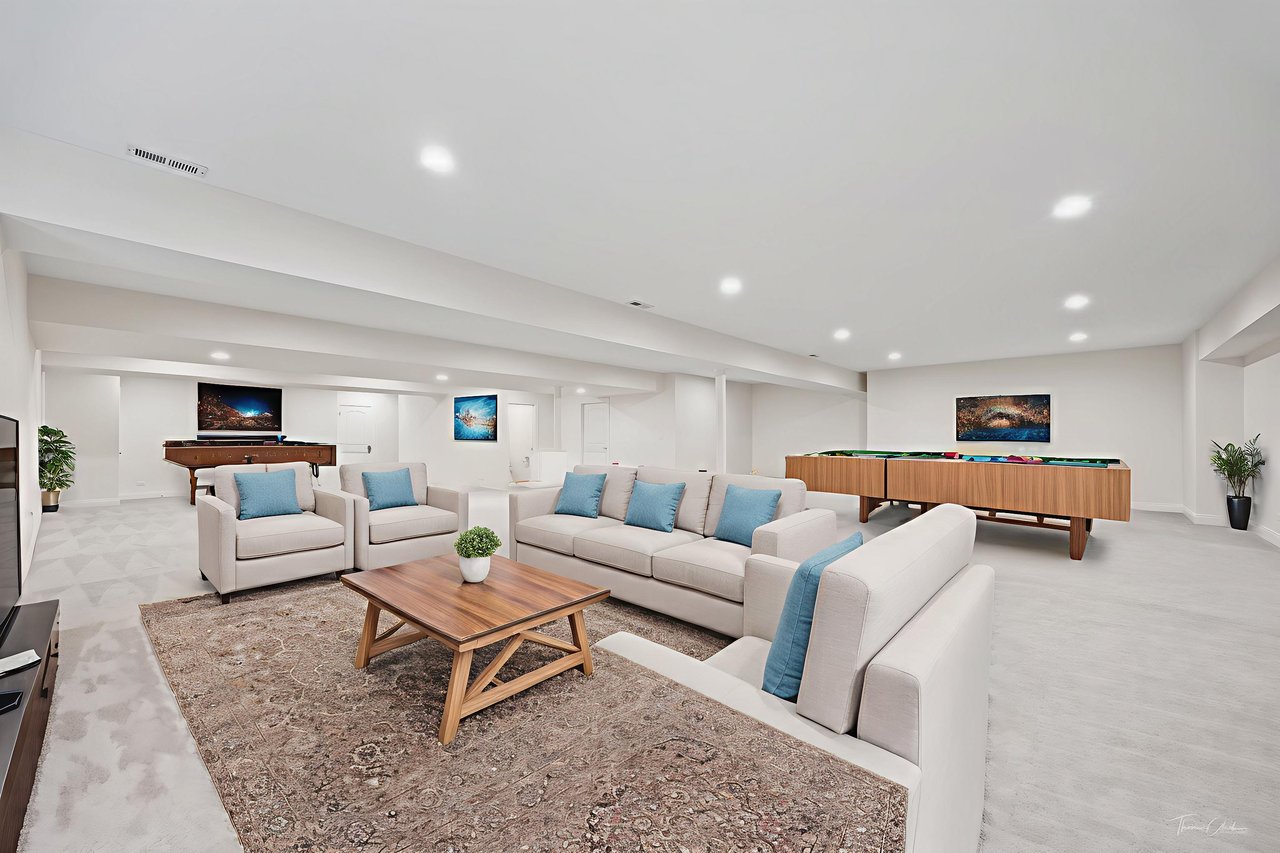 4103 Douglas Road