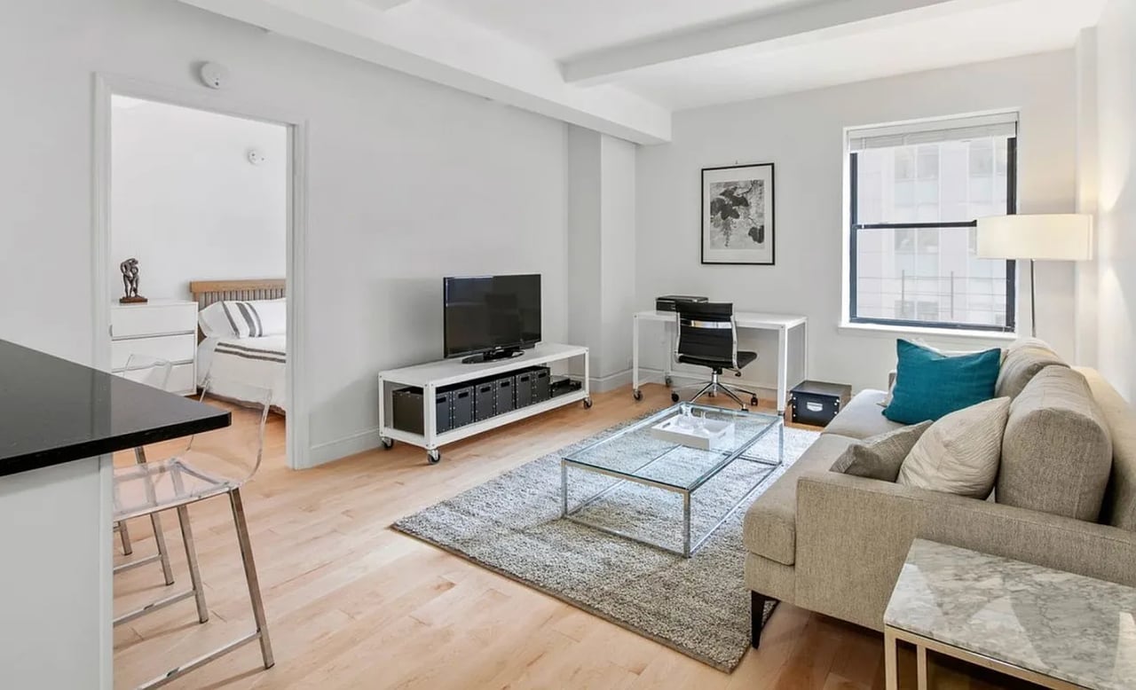 150 W 51st St, #1104