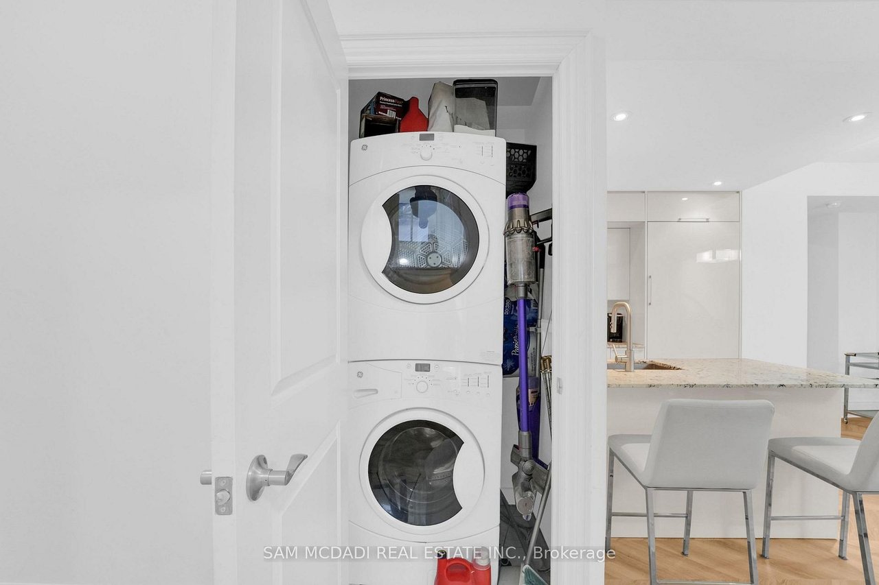 BROOKERS LANE LUXURY PENTHOUSE