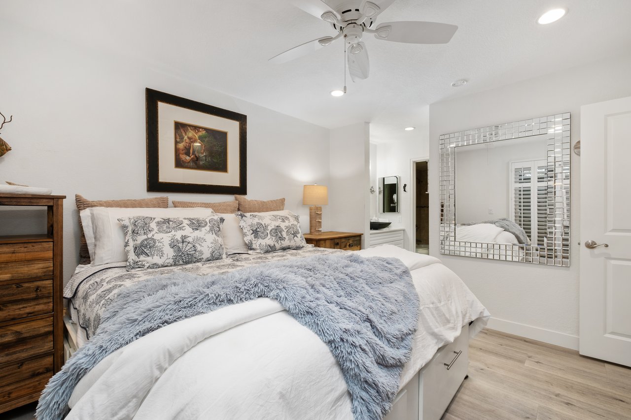 10 Corniche Drive D