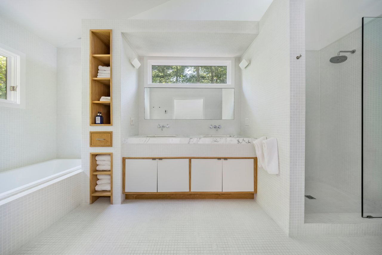 3 Whale Rock Ln., East Hampton