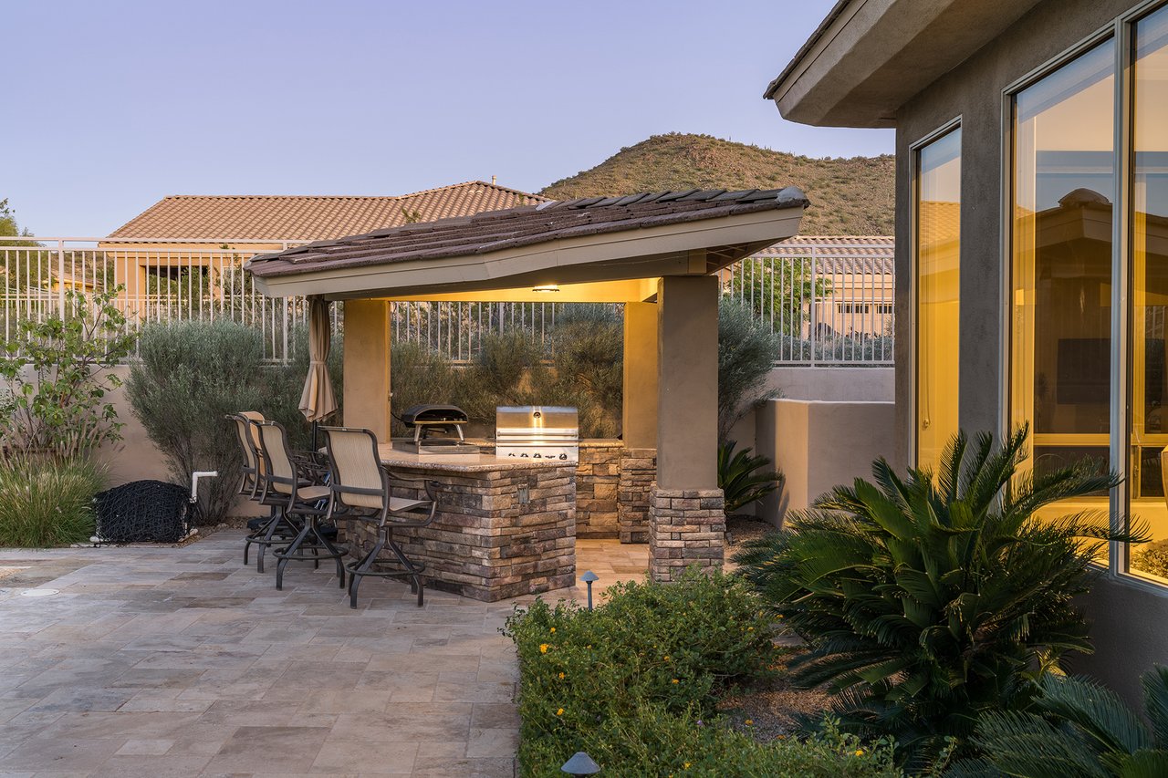 11368 E WINCHCOMB Drive