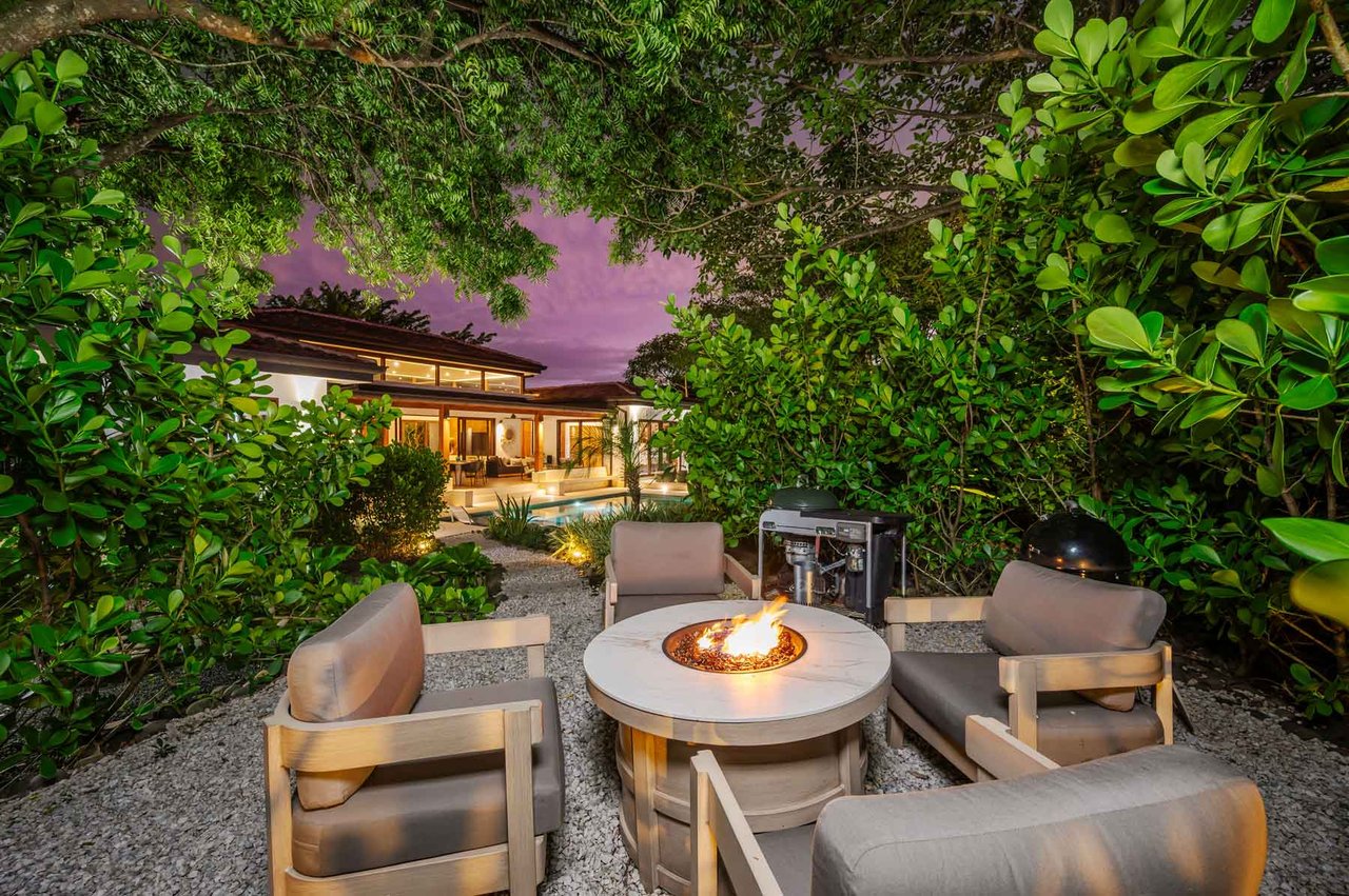 Las Golondrinas 32, Casa Luminosa | Modern Luxury Retreat Steps from Playa Bonita in Hacienda Pinilla