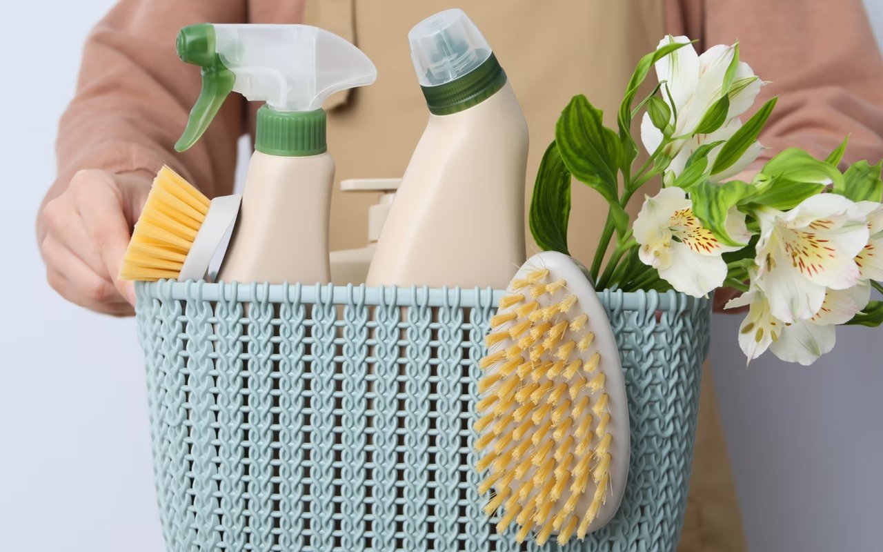 Home Maintenance Checklist by Season in Illinois