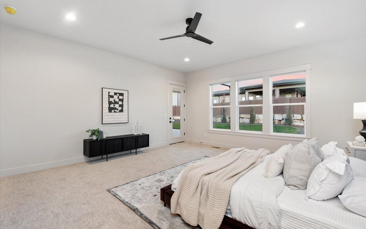 Modern Craftsman on One-Third of an Acre in Star, Idaho