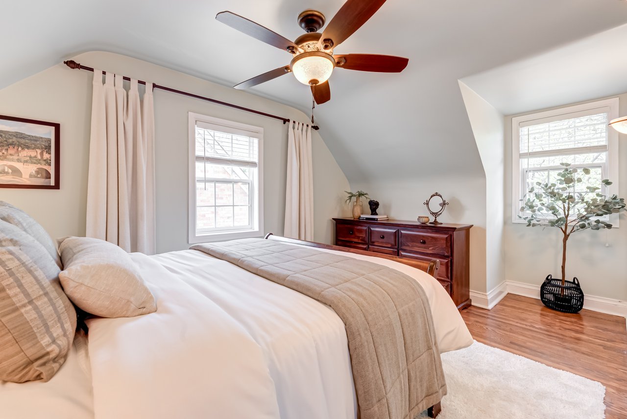 22 Worthington Cres - a Gem in Bloor West Village