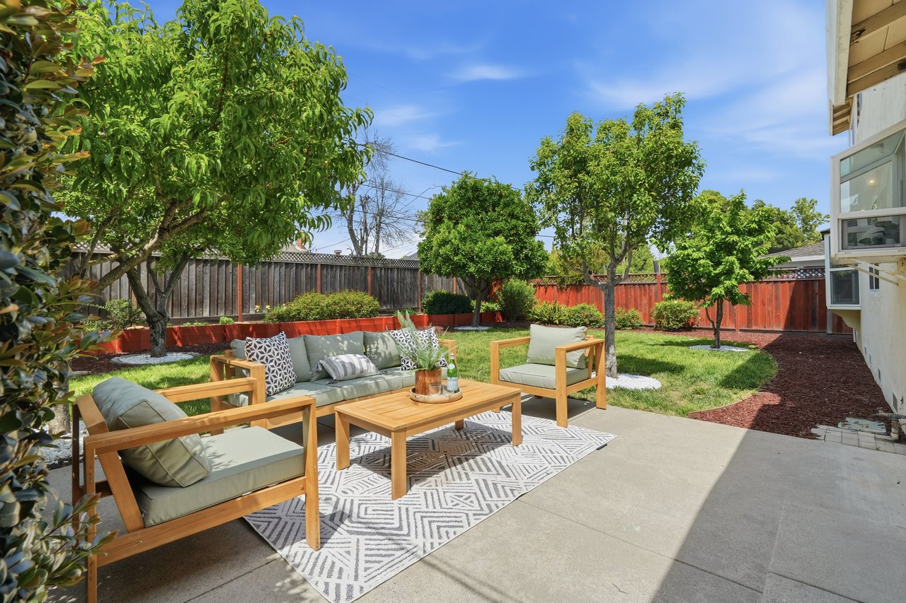 1707 Mendenhall Drive