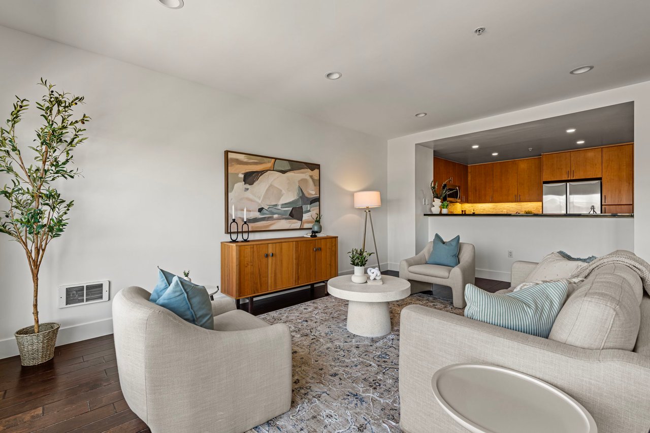 438 West Grand Ave #410