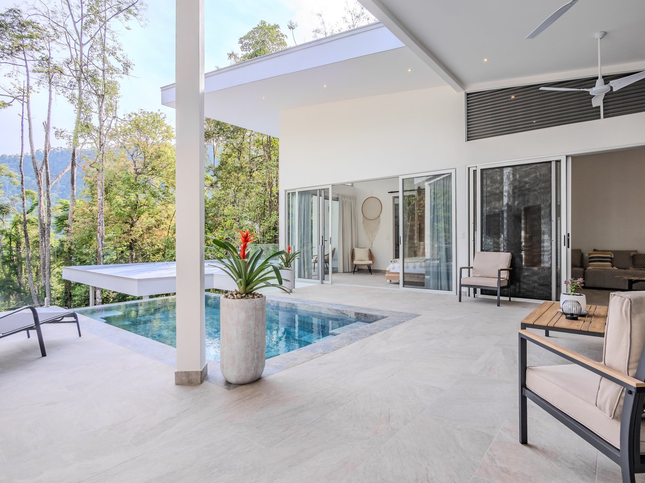An Exclusive, Sunny Ridge-Top 4-Bed Designer House With Unforgettable Mountain & Jungle Views