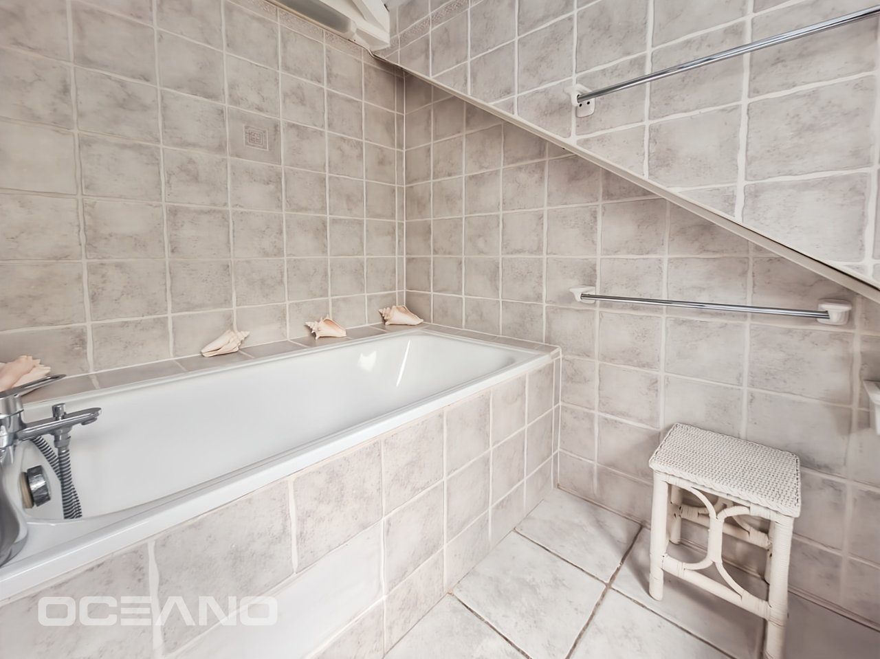 Townhouse with garden - Oyster Pond