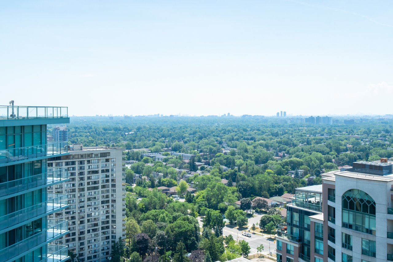 5508 Yonge St PH03