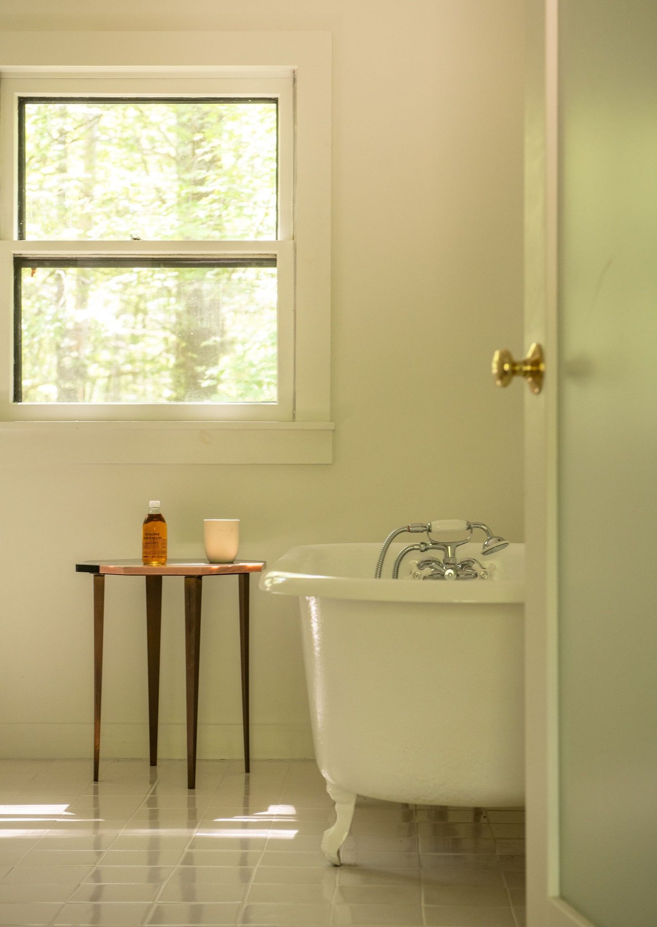 276 Chestnut Hill Road, Woodstock