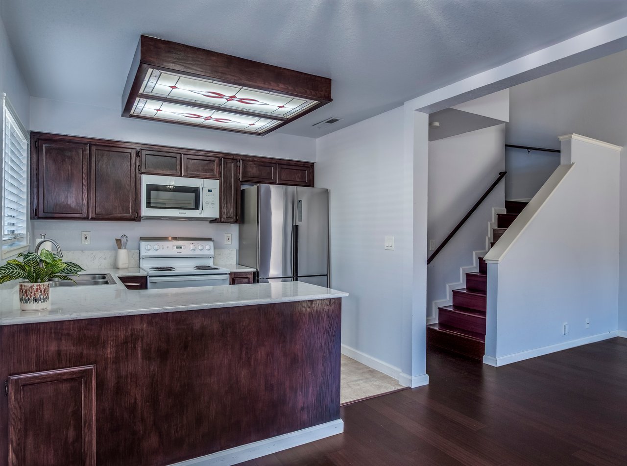 350 Creekview Drive