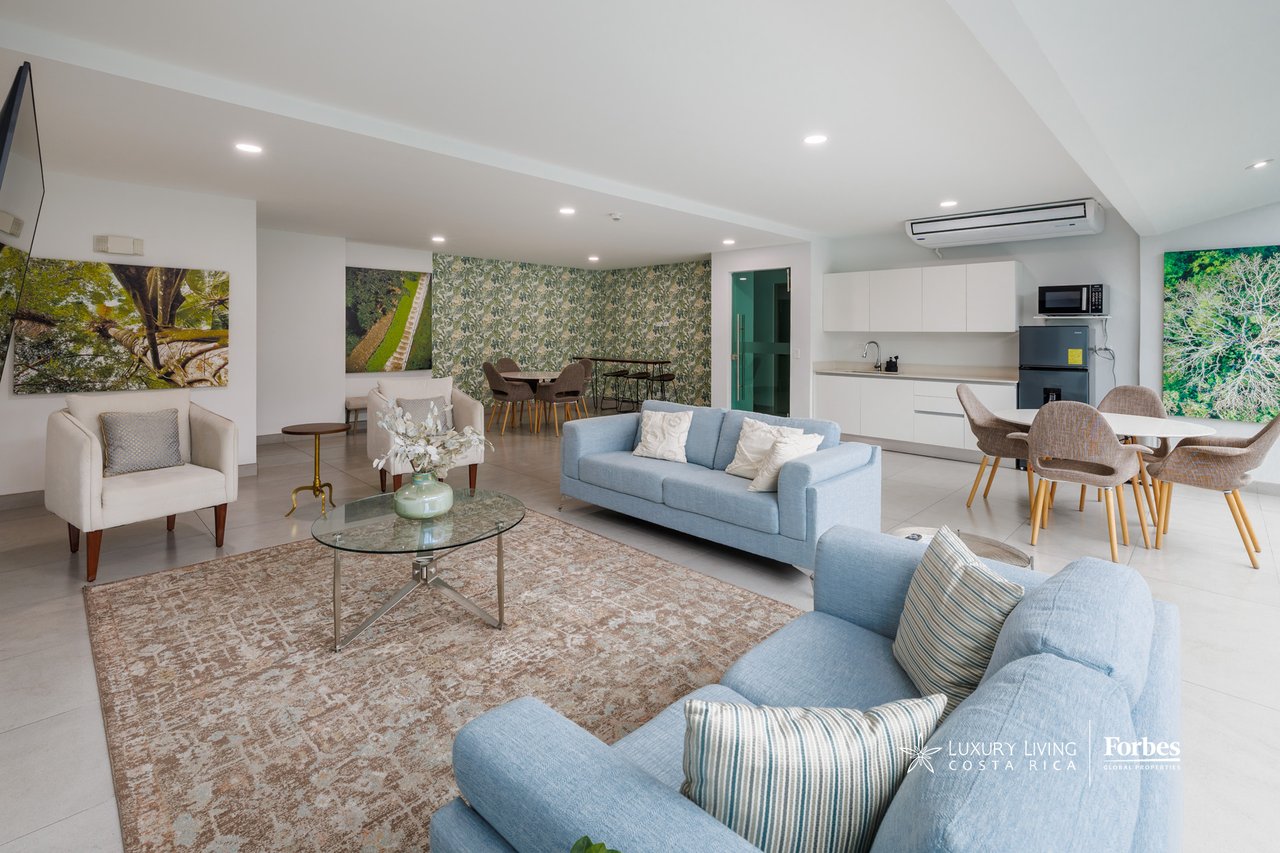 21469 - Contemporary penthouse for sale, spacious rooms and terraces