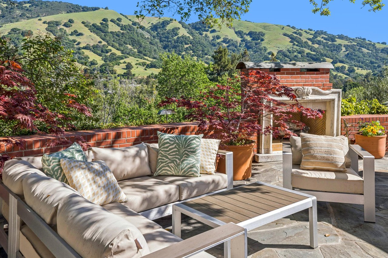 10 Maoli Drive, San Rafael