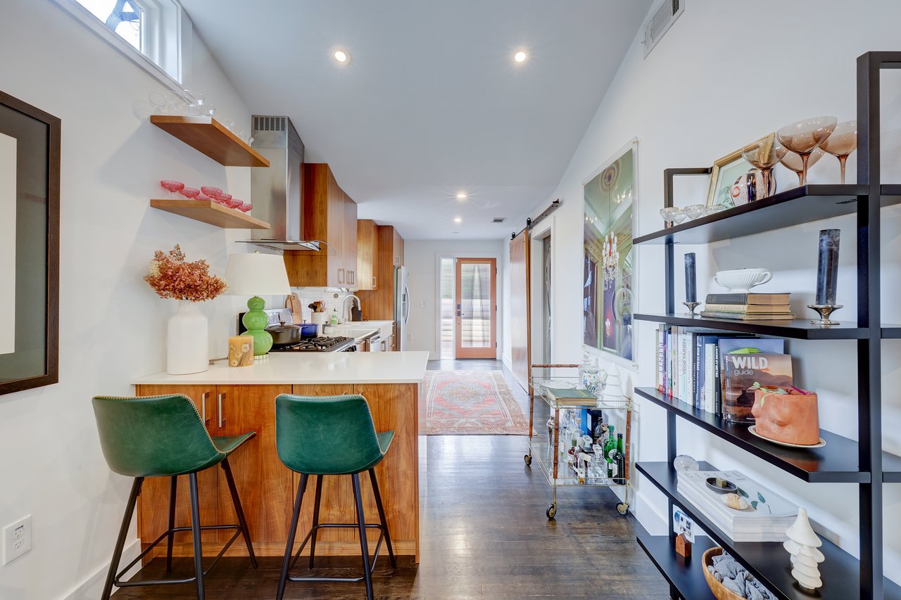 2306 Santa Maria St