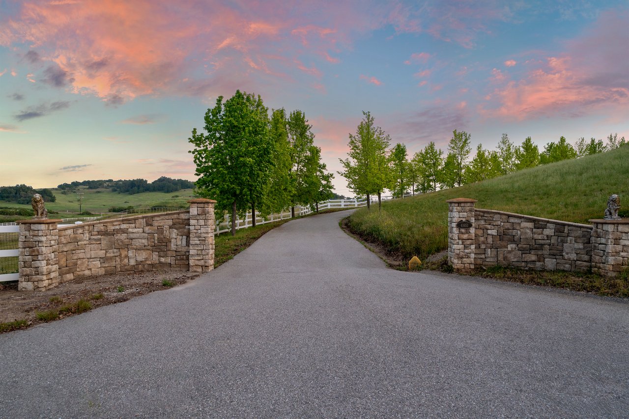 41653 Oak Trail Court