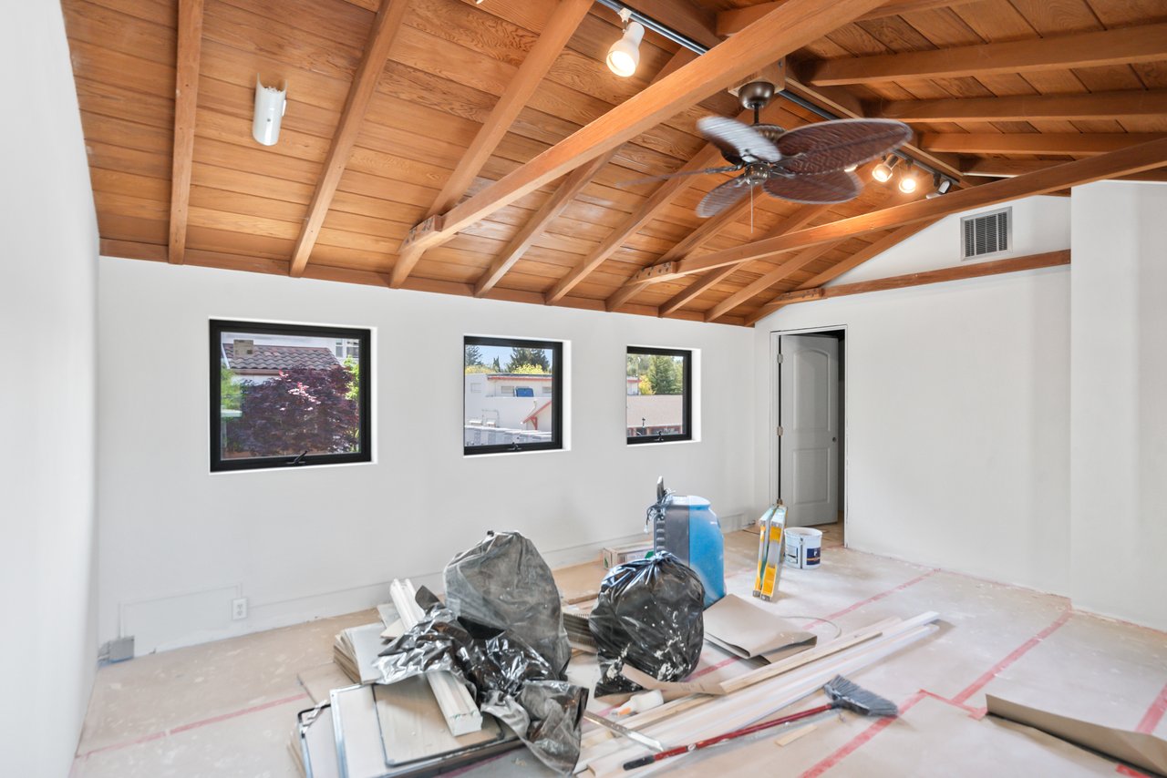 2,550 SF DT Los Altos Office For Sale