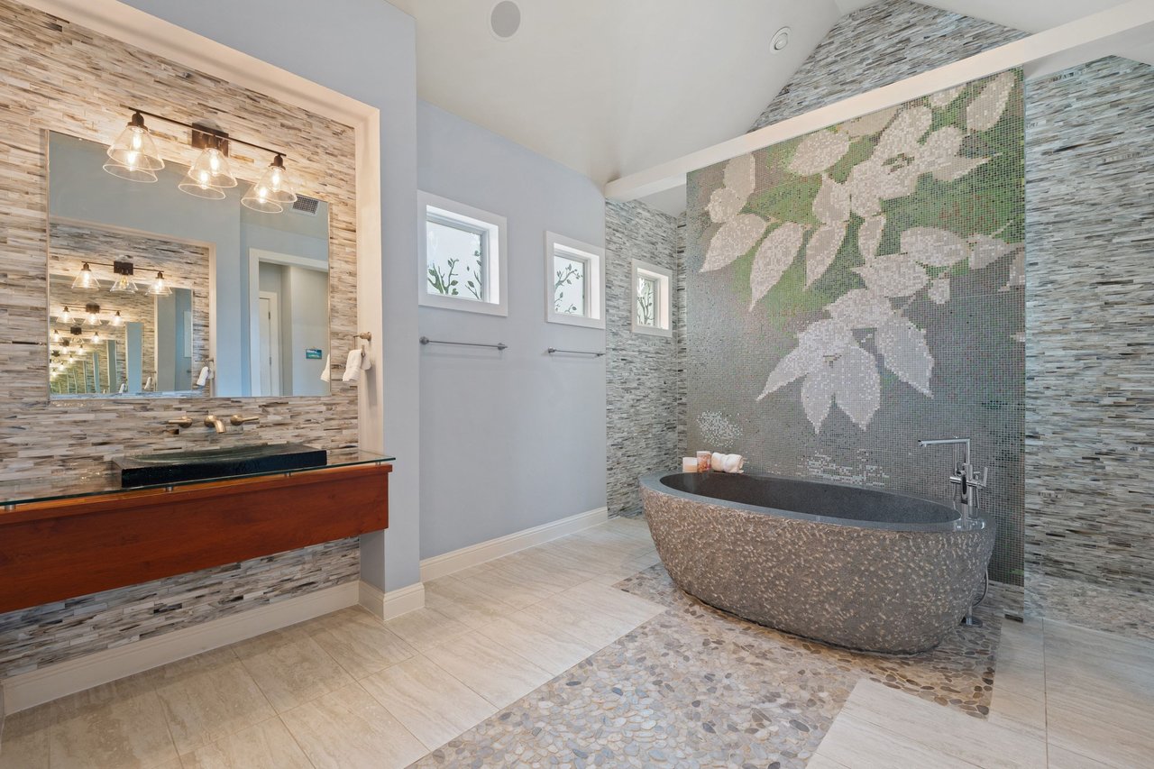 18101 Vistancia Drive