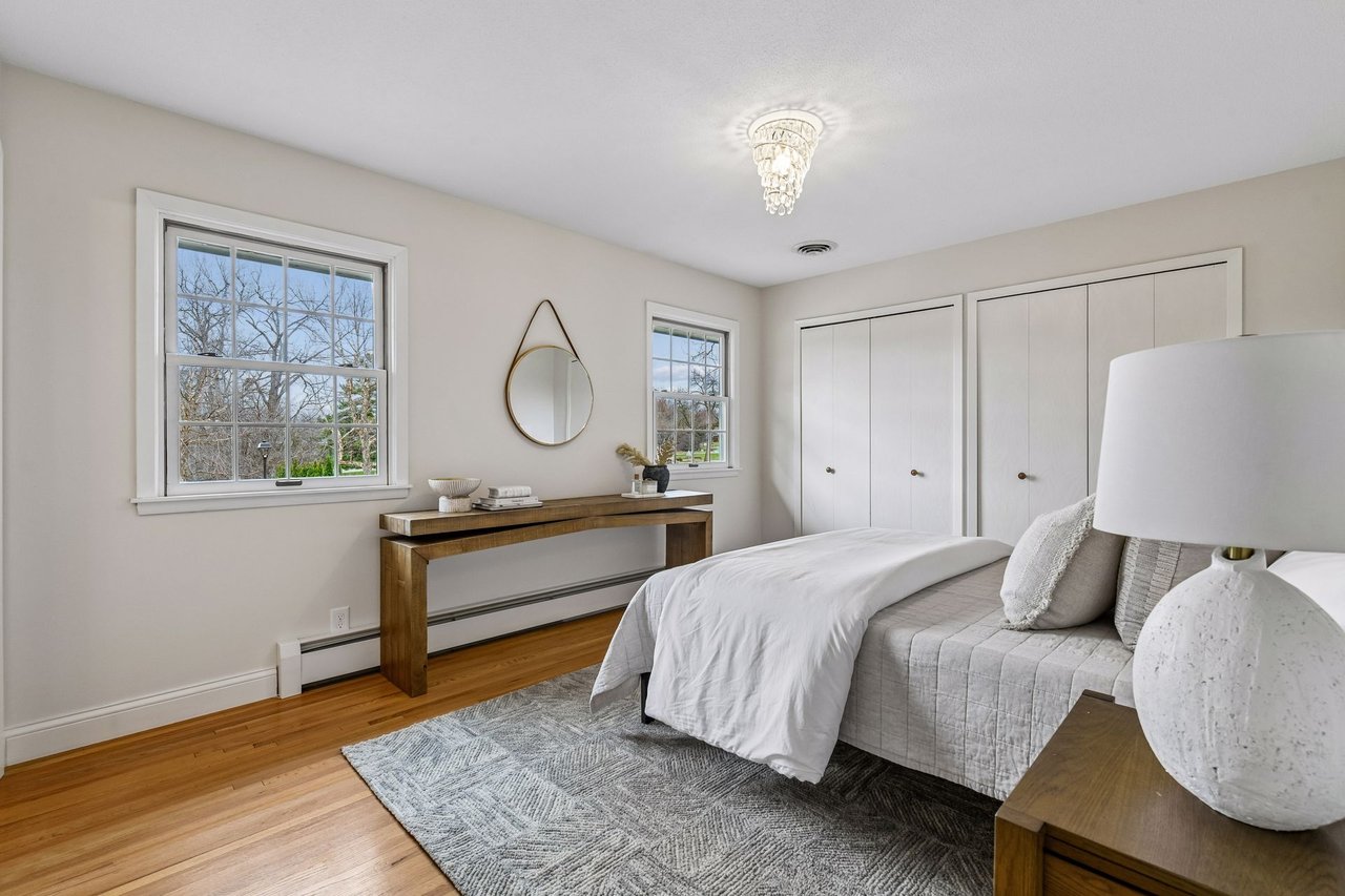 5932 Tamarac Ave, Edina