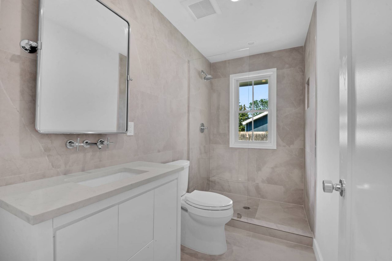 24 Windermere Dr