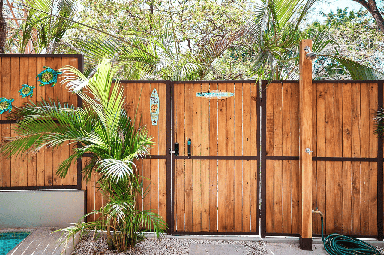 Green Turtle Townhomes - Tamarindo Investment Complex