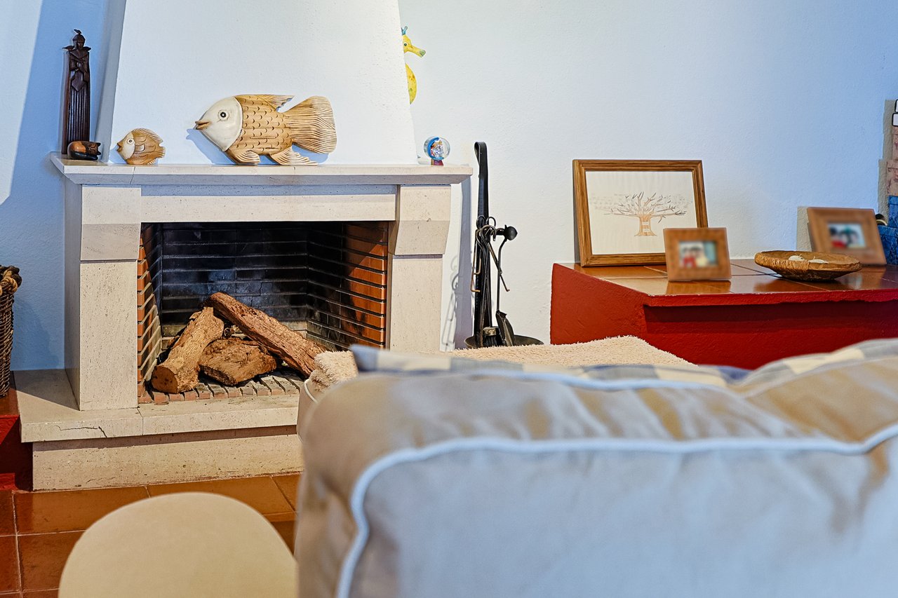 Exclusive 4,000 m² Estate in Azeitão with Tennis Court, Spa & Approved Development Project