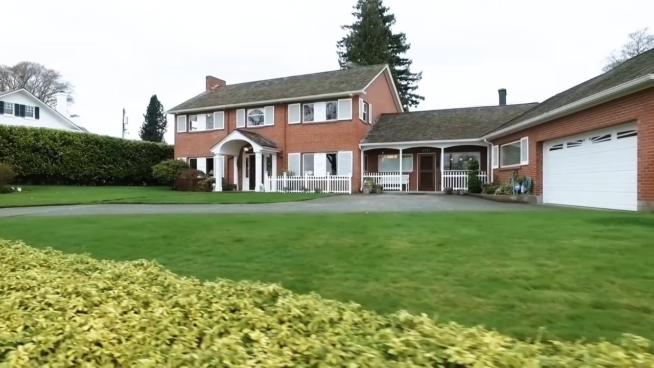 1715 Grand Ave Everett WA