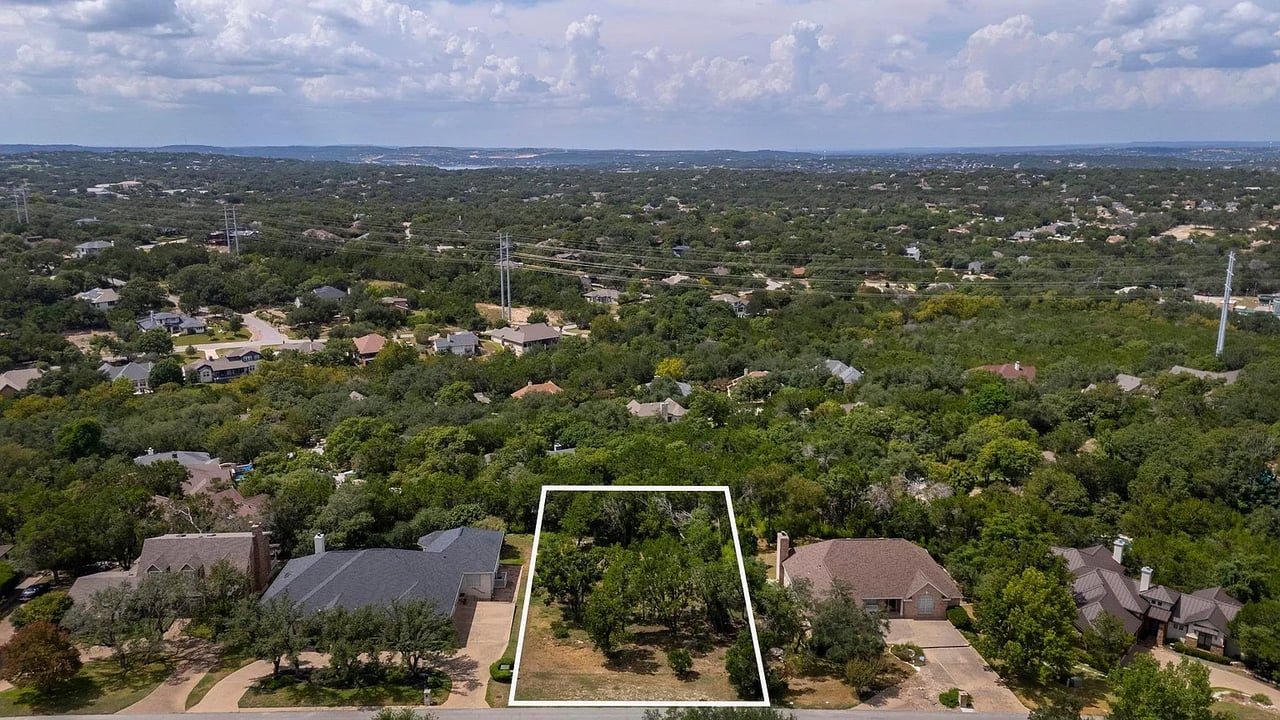 121 Clubhouse Dr, Austin, TX 78734