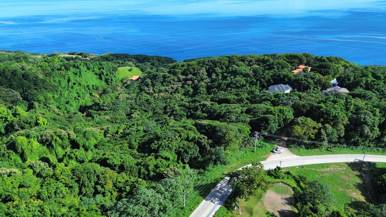 Rdft Property in West Bay (4 acres)