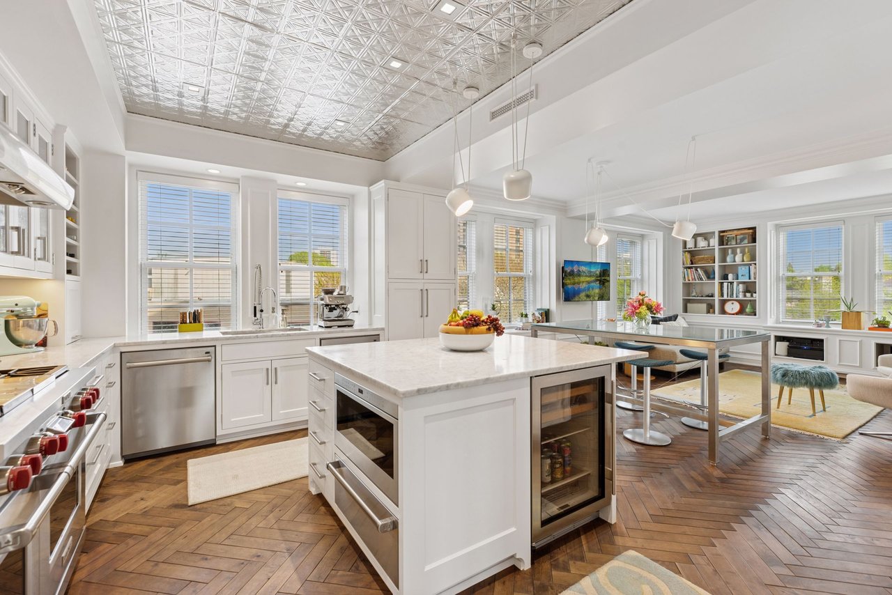 510 Groveland Avenue #304