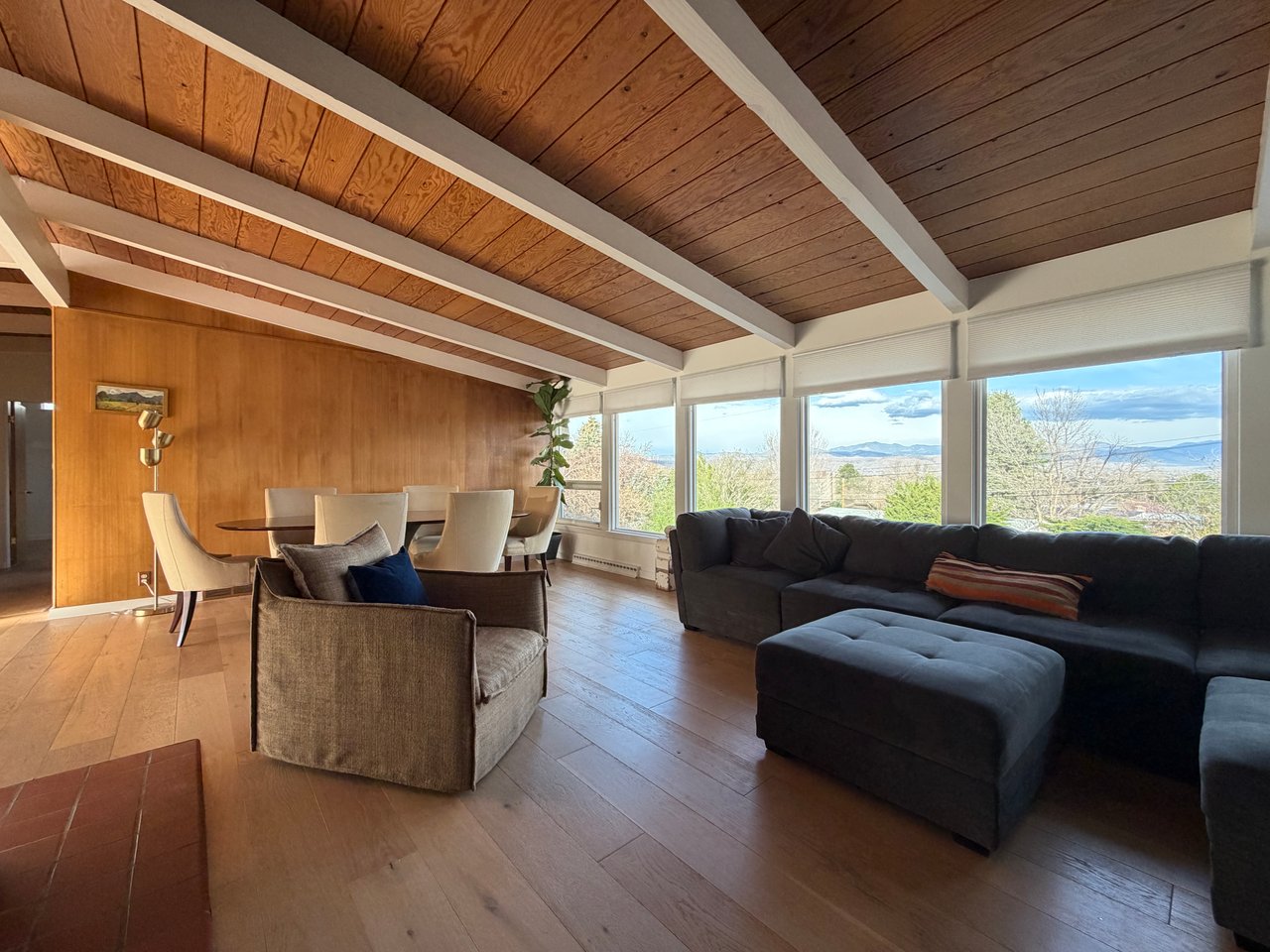 How My Buyers Bought a Paramount Heights Mid-Century With Zero Competition