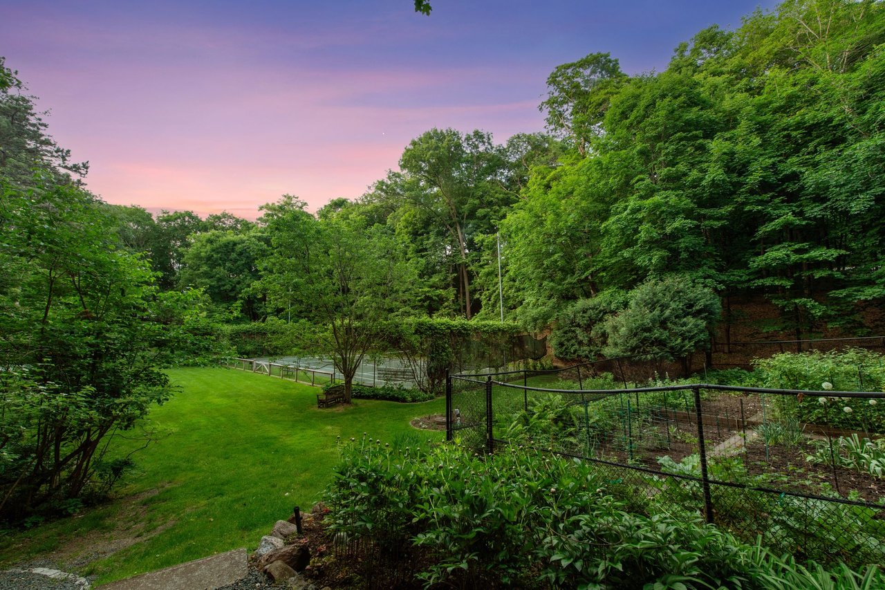 2730 Gale Road, Woodland