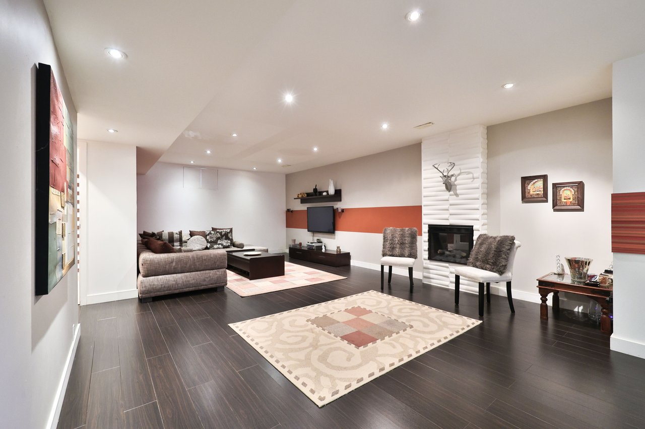 469 Stratford Road, Oakville