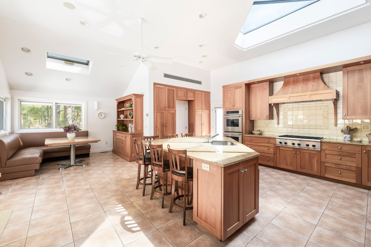 35 Rivers Road, East Hampton