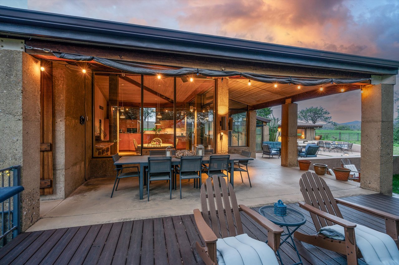 85 Hog Canyon Road