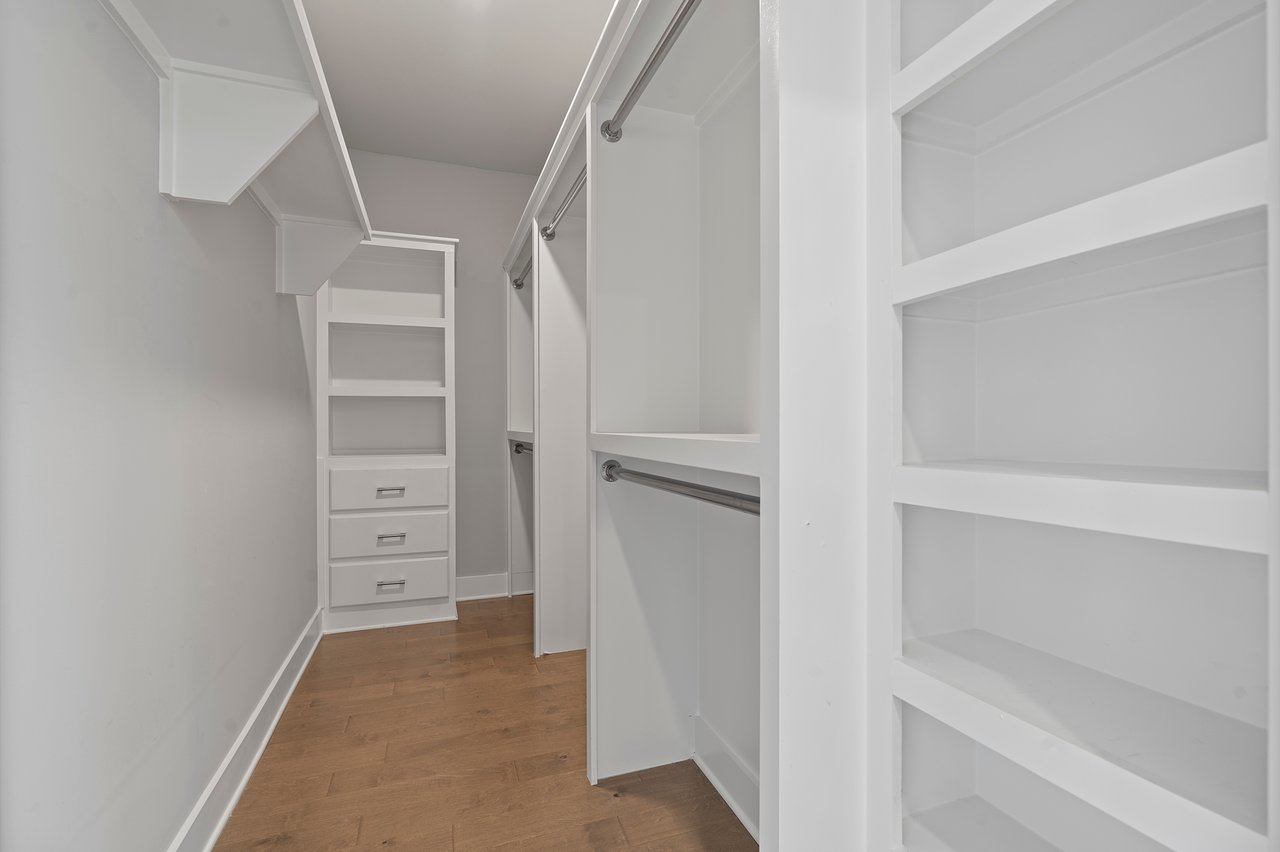 LUXURIOUS MADISON CITY SCHOOLS HOME!