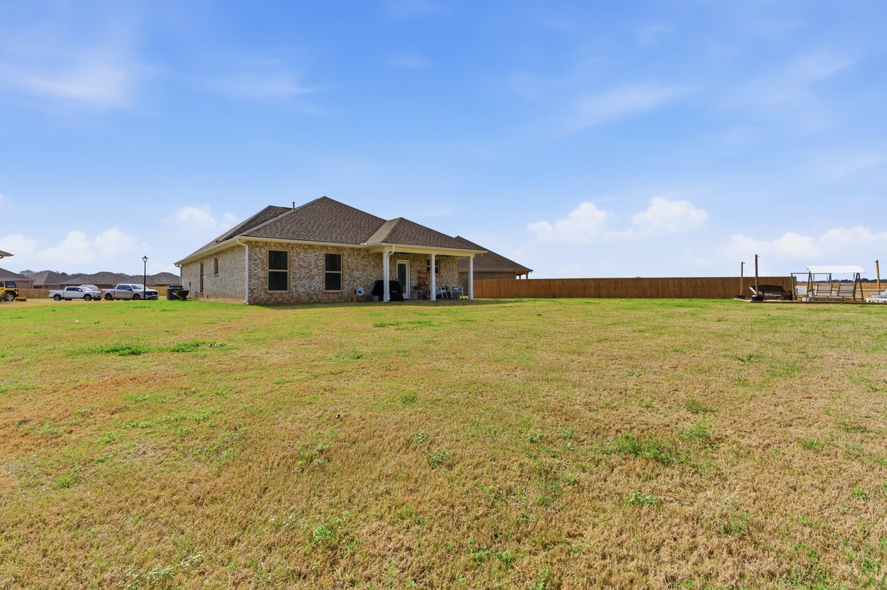 4BR Cul-de-Sac Home in Madison City Schools with Modern Finishes