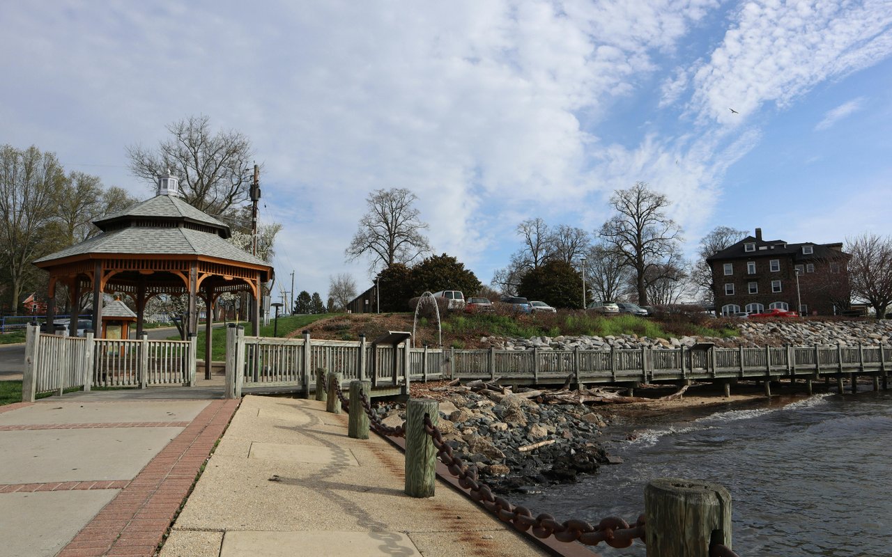 Bayly Crossing