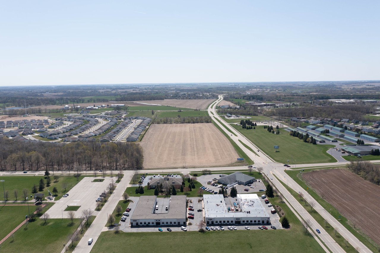 1101 S Edwards Boulevard