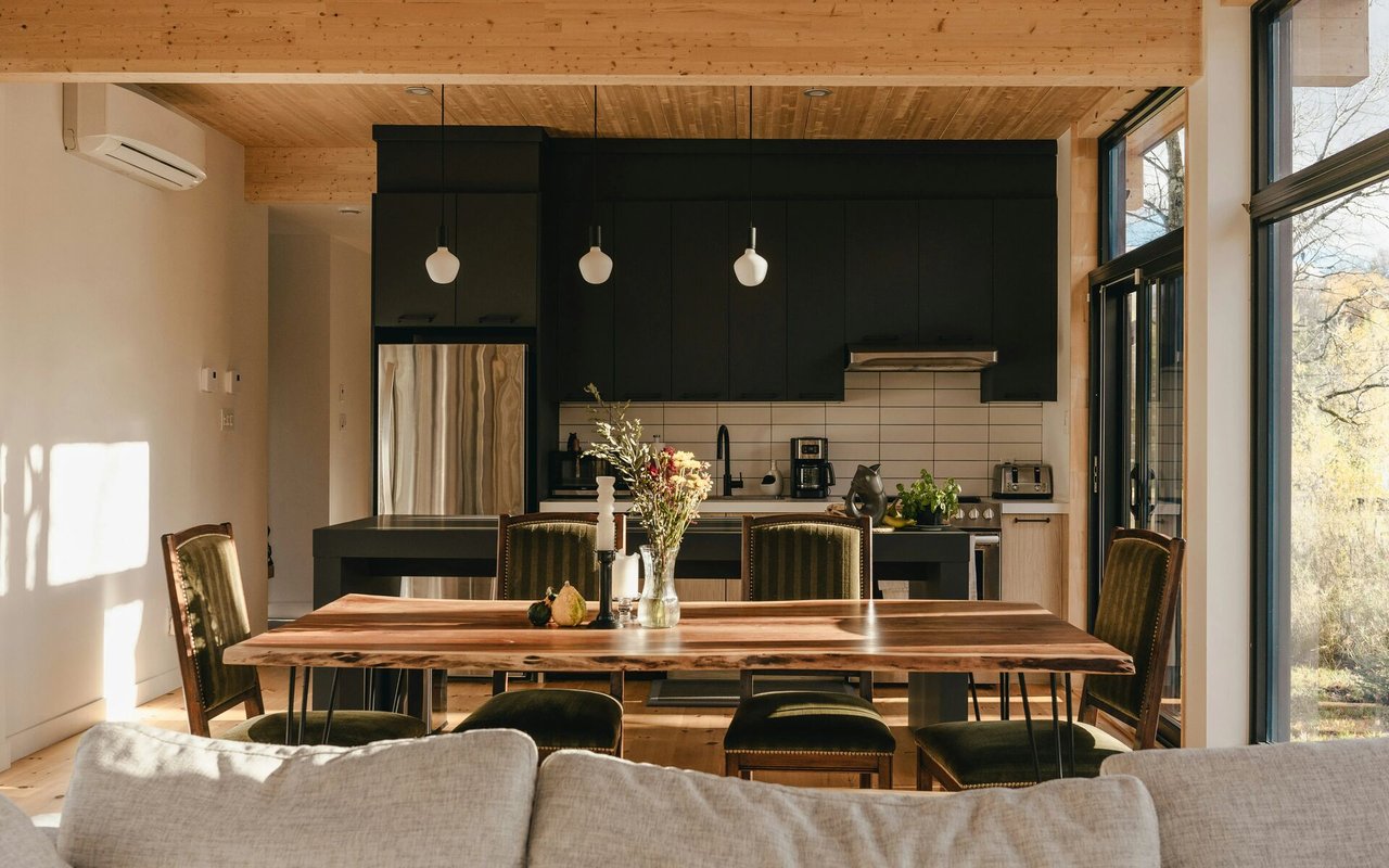 10 Practical Tips For Buying Second Hand Furniture For Your Home