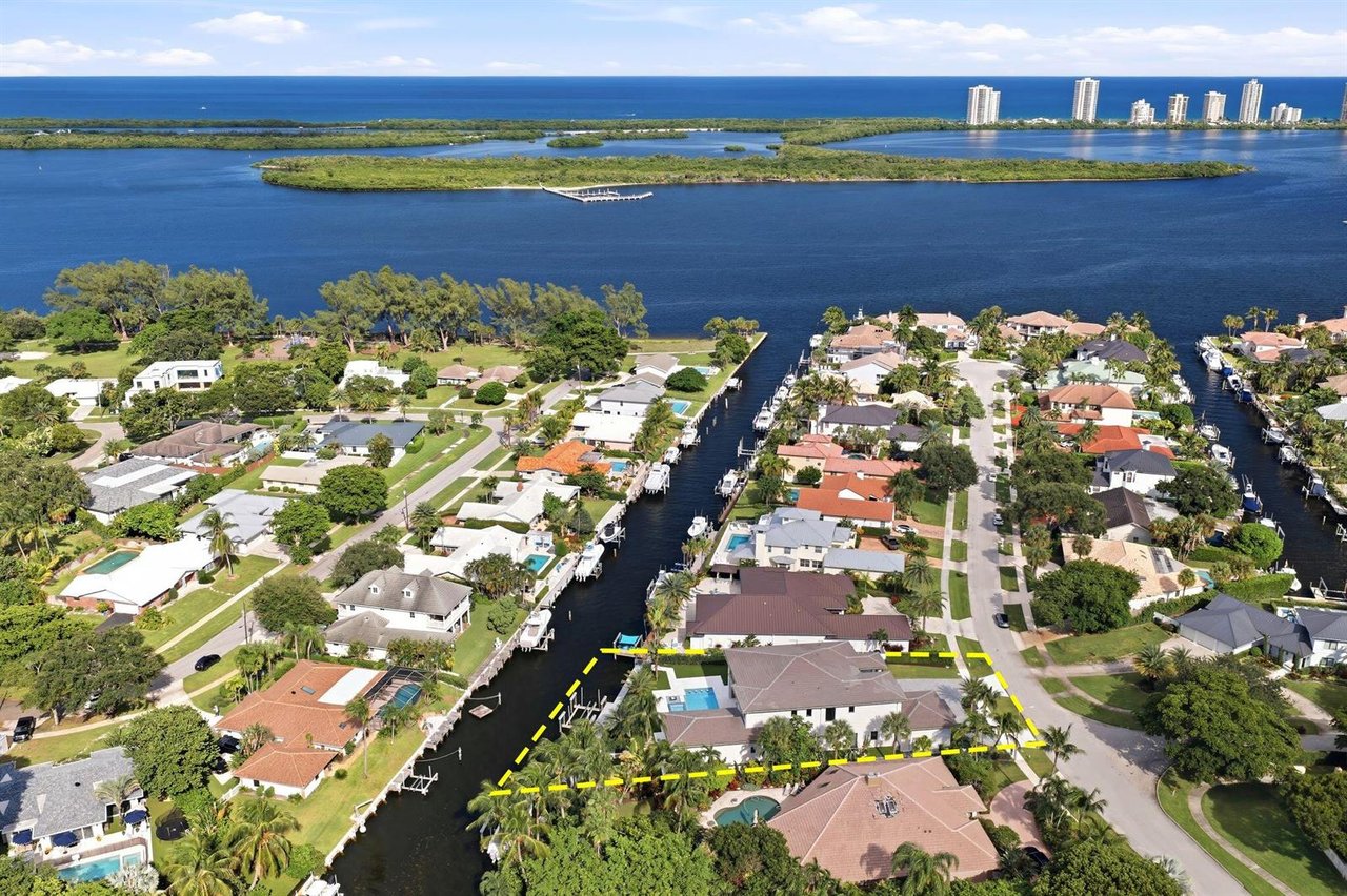 155 Ebbtide Drive