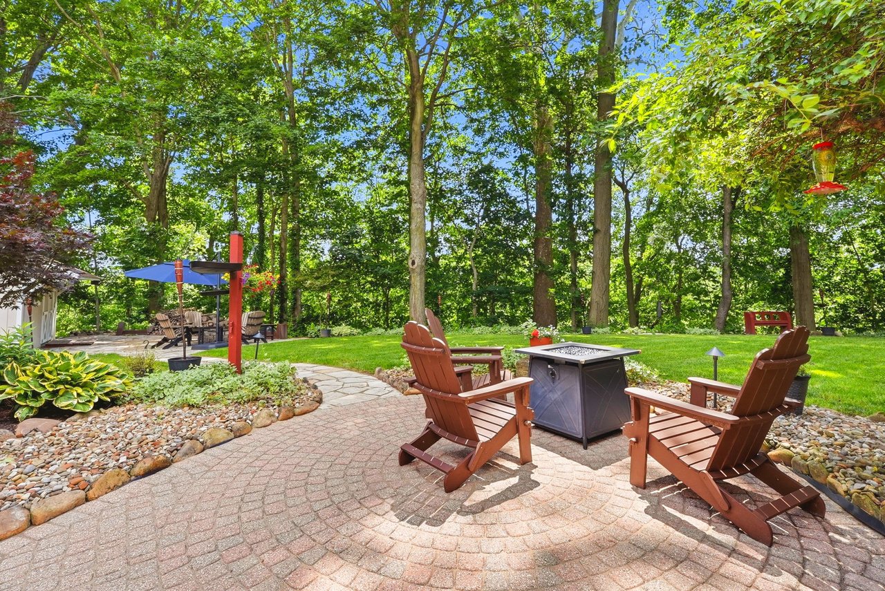 Stunning Metropark Retreat