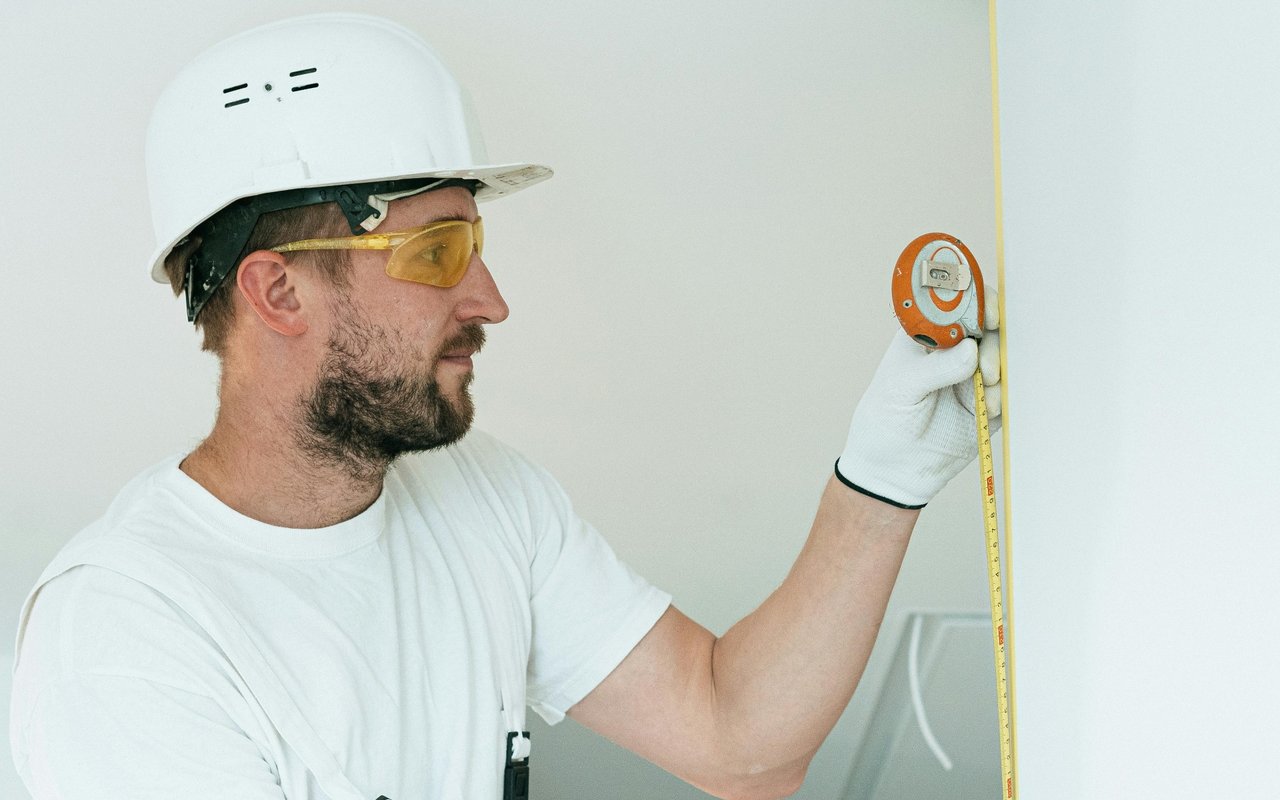 Homeowners, Make Sure You Leave These Repair Tasks To The Pros