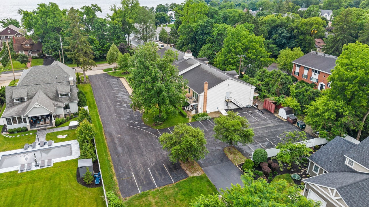 1305 W Main St 108 Lake Geneva, Wisconsin 53147 