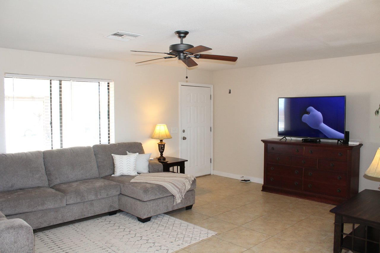 2360 Huntington Dr.