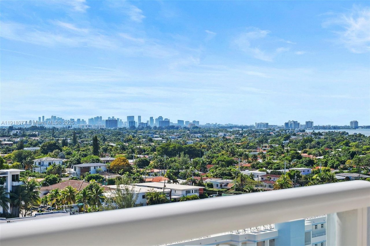 Carlisle On The Ocean Condo, Unit PH14