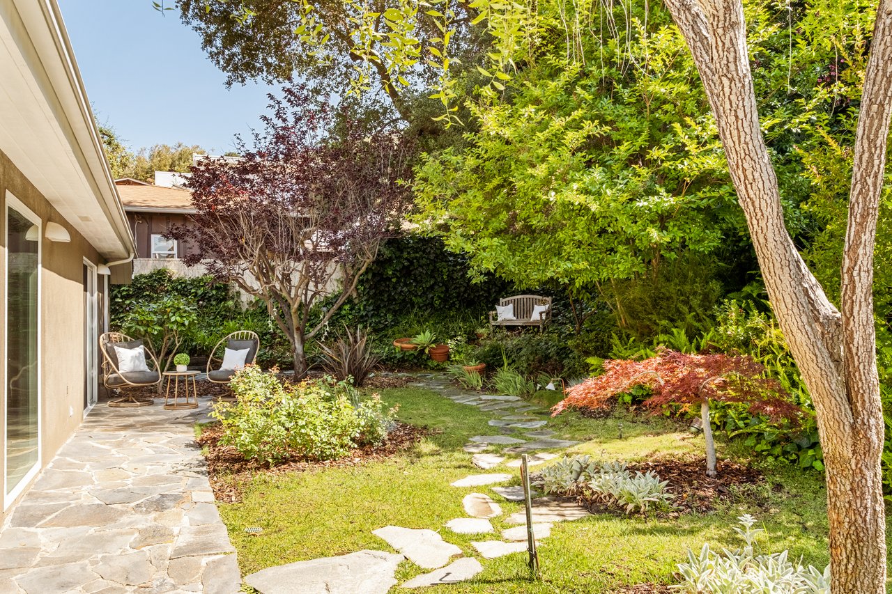 3588 Mandeville Canyon Road, Brentwood